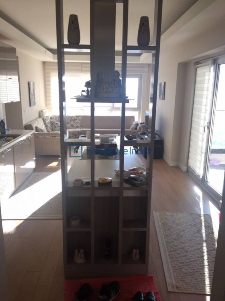 On the High Floor Scenic For Sale 3 + 1