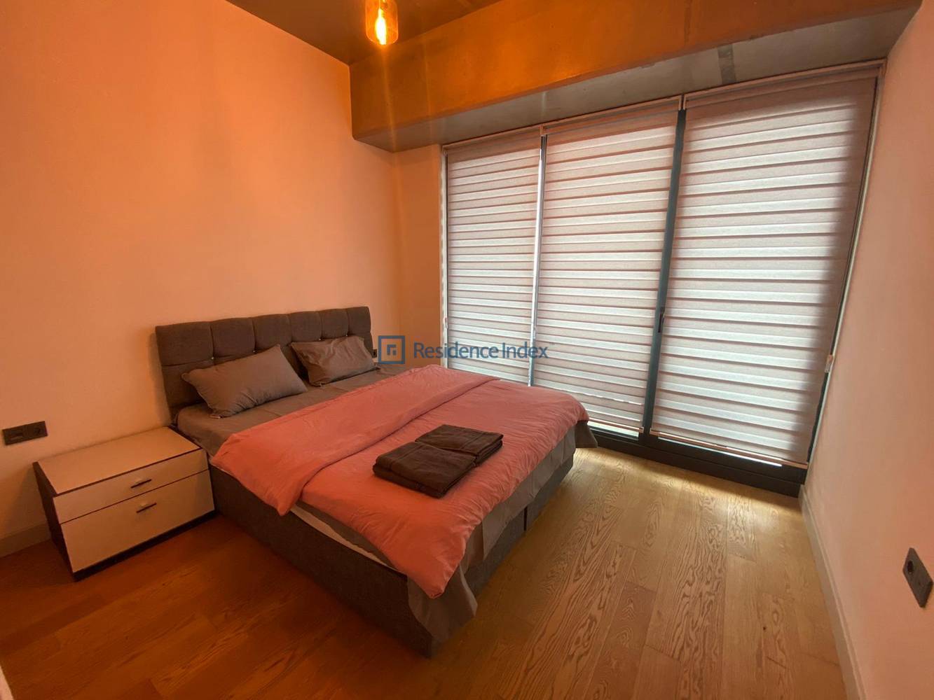 Queen Bomonti 1+1 Furnished Corner Flat for Rent with Golden Horn View