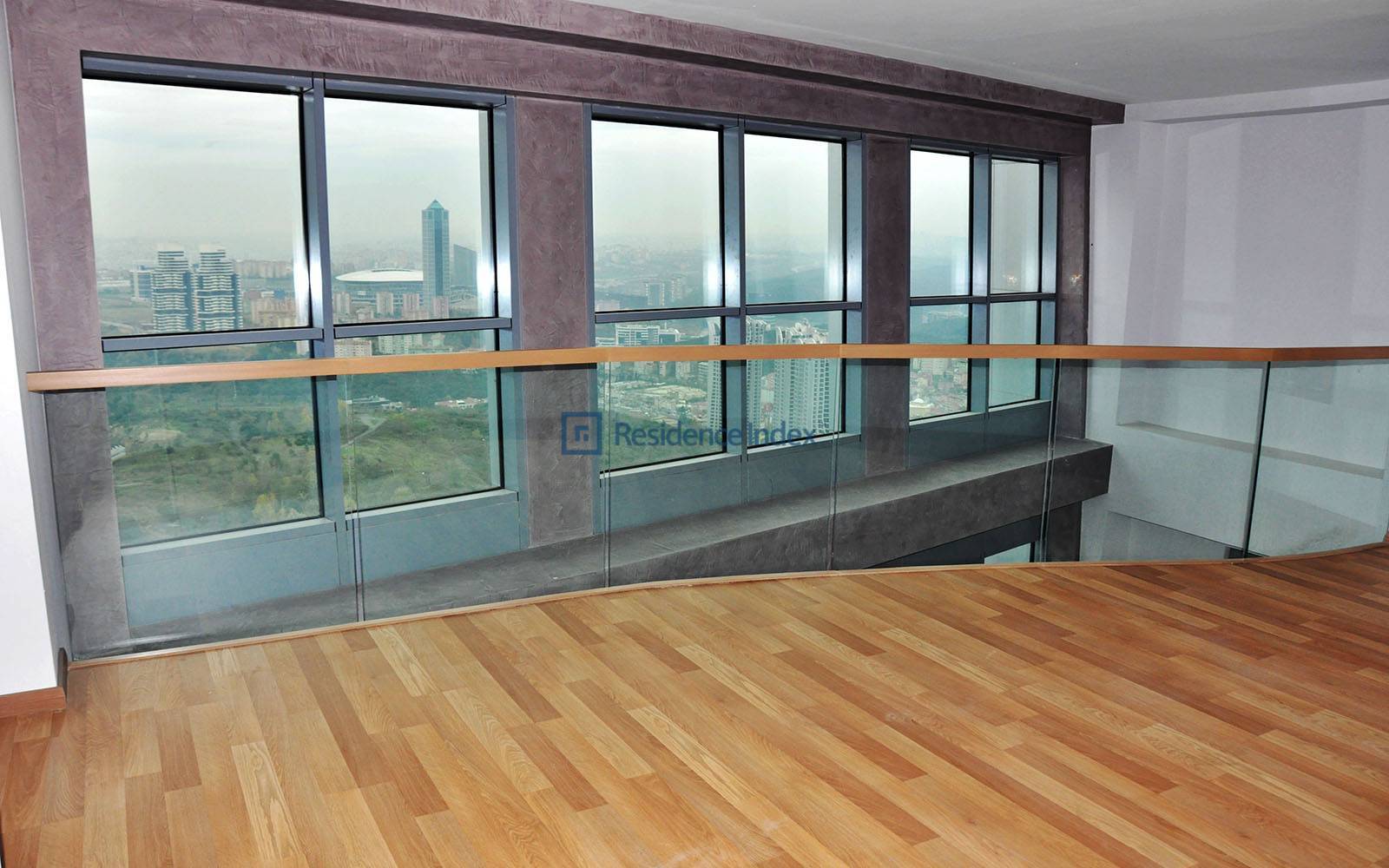 3 + 1 Loft Duplex
