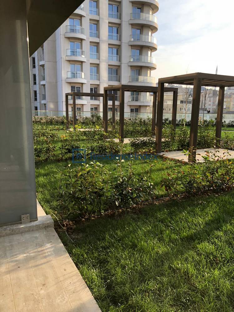 For Sale Garden Studio