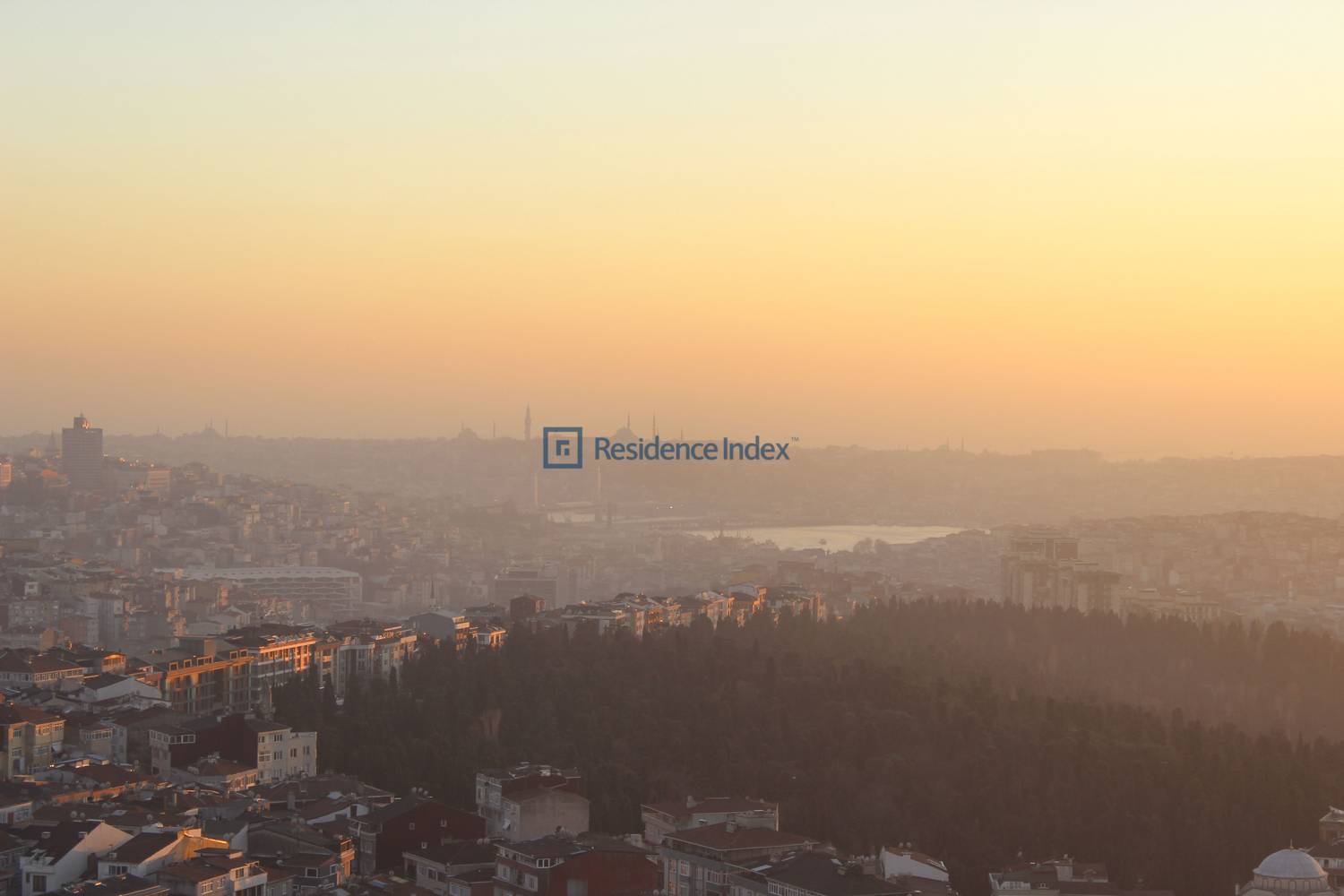 2+1 Furnished Flat for Rent with Full Golden Horn View