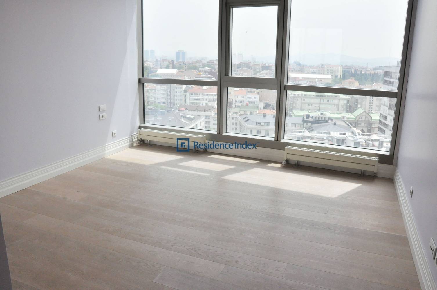2+1 Flat with High Floor View for Rent