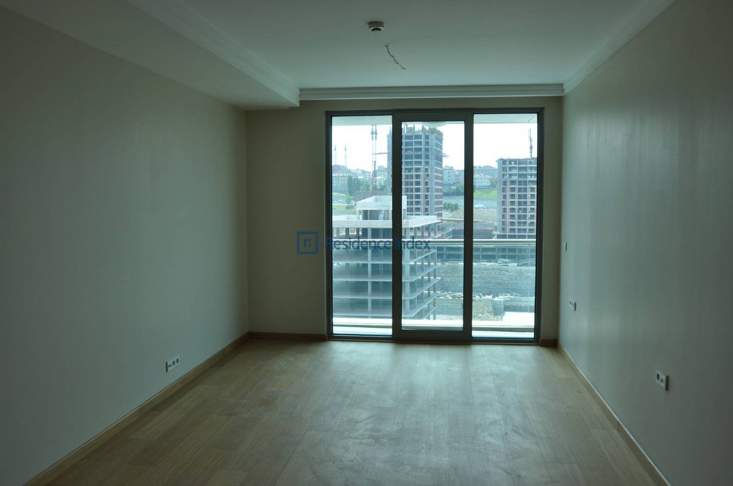 3+1 High Floor Spacious Apartment for Sale